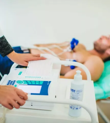 Kardioloji müayinə